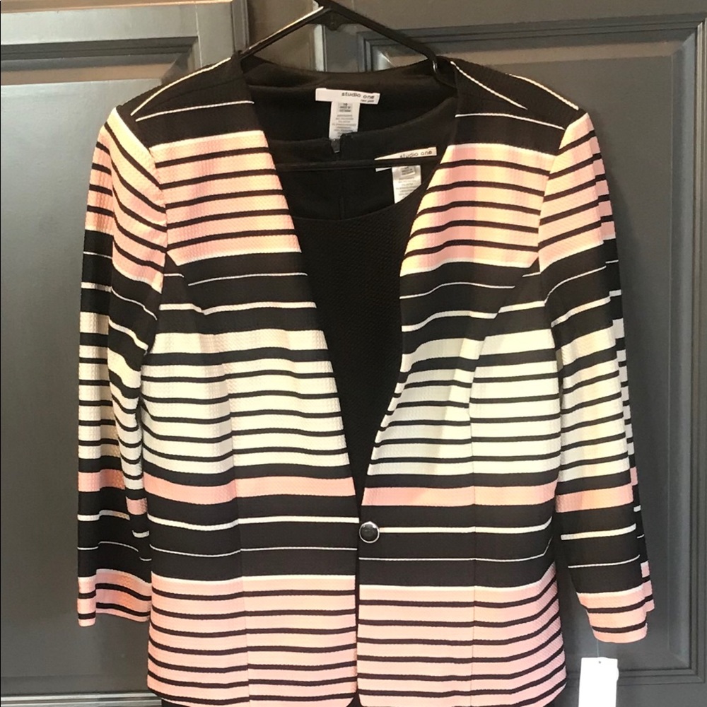 Great Summer 2pc dress suit